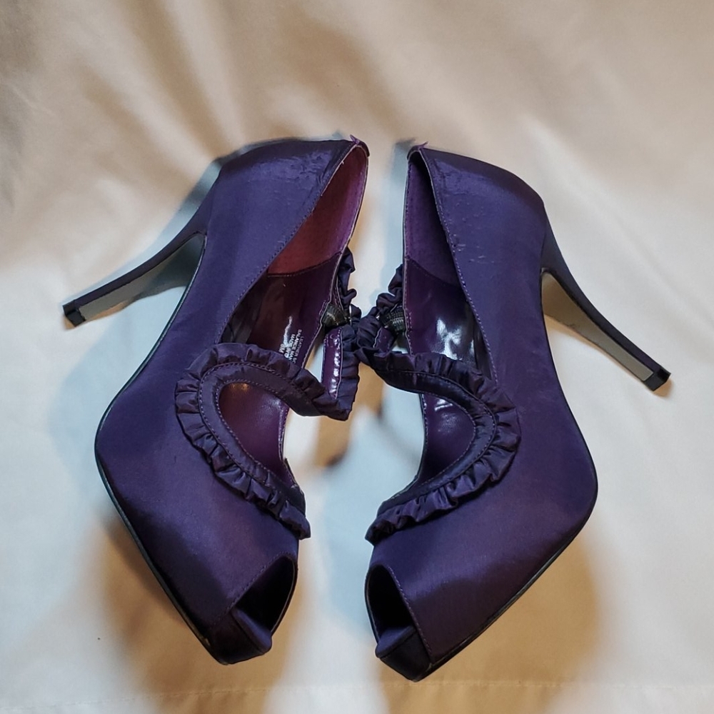 Romantic Anda Soles Purple Platform Peep Toe Heels